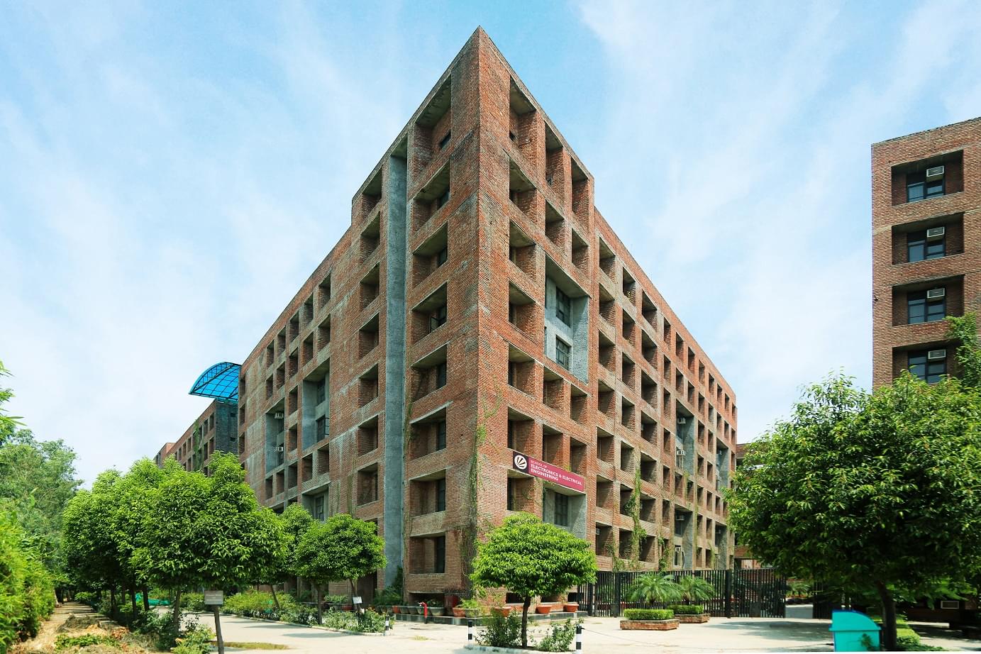 LPU LPU Campus photo 53